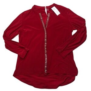 NWT button front woman’s top - size L